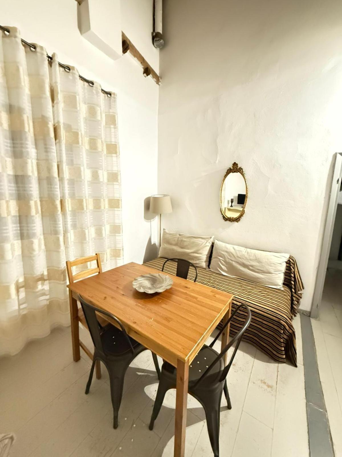 Three Bedroom In Center * Florencia